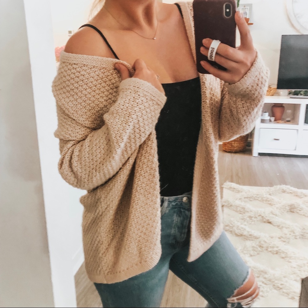 COZY BLUSH CARDIGAN